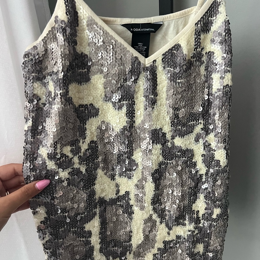 Sequence top - Picture 3 of 3